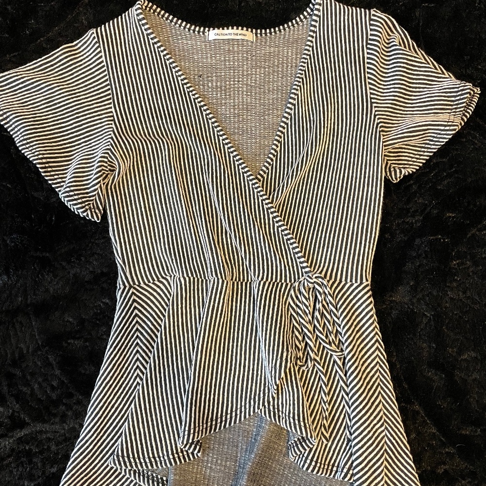 Black and White Stripe Tie Shirt